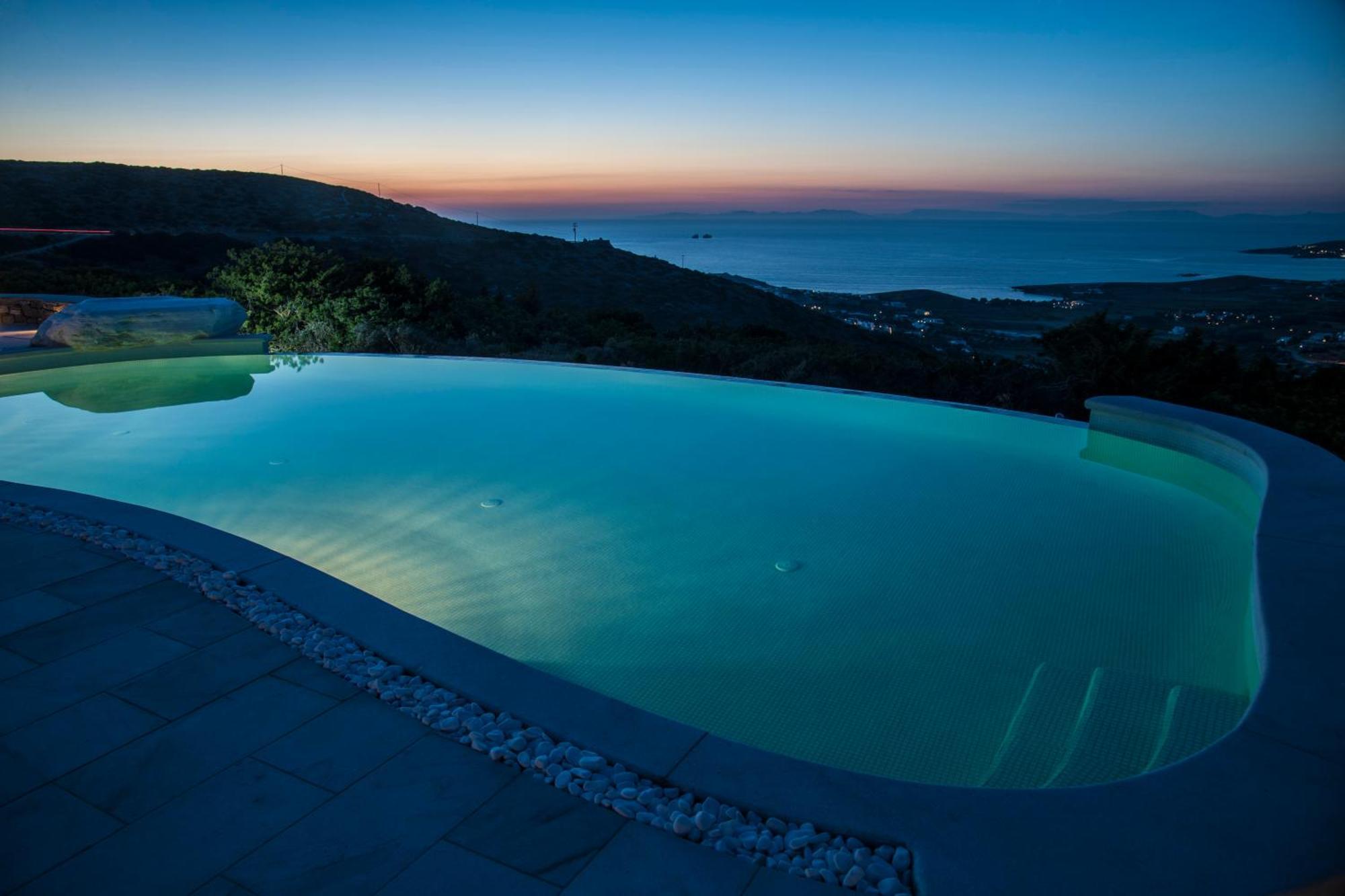 Villa Aeolos With 2 Private Pools Sarakíniko Exterior photo